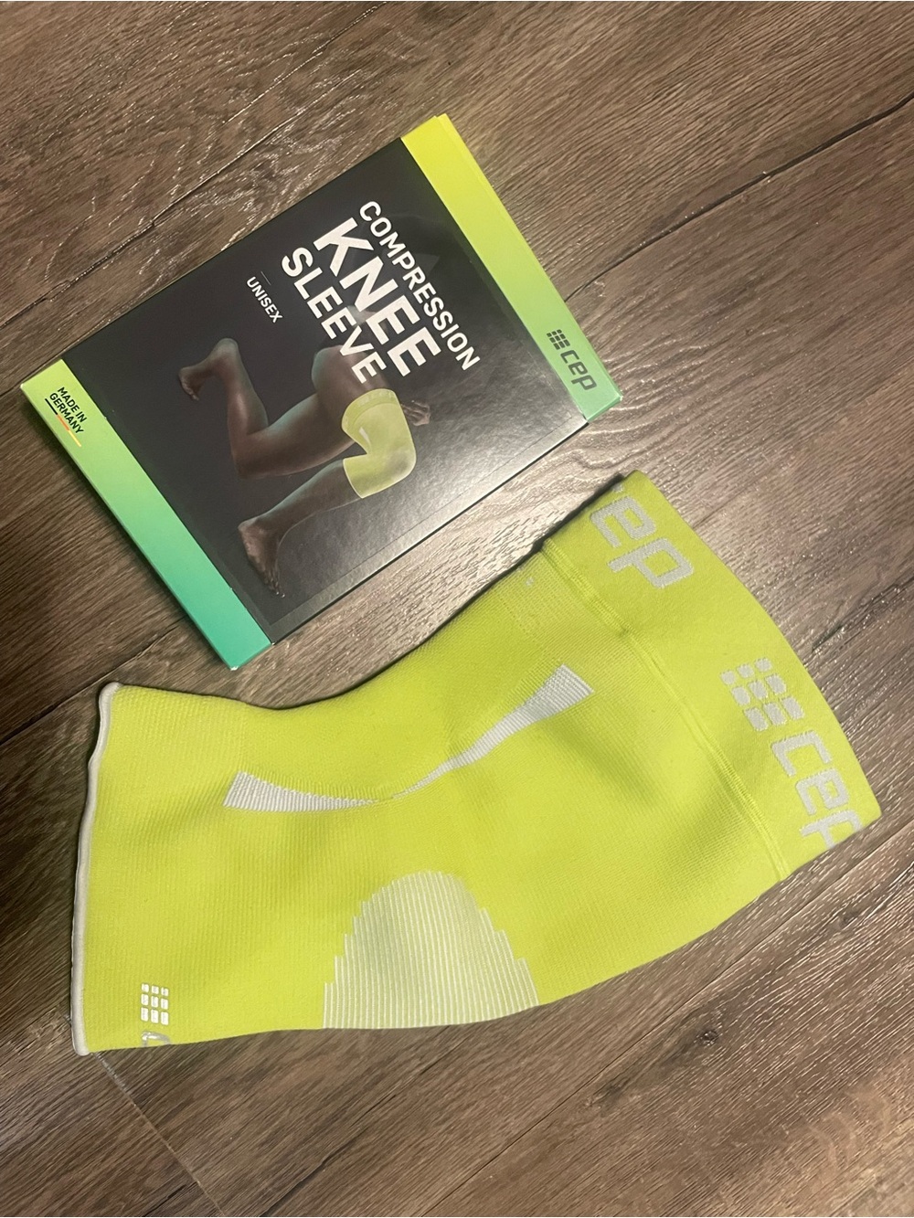 CEP Unisex Compression Knee Sleeve